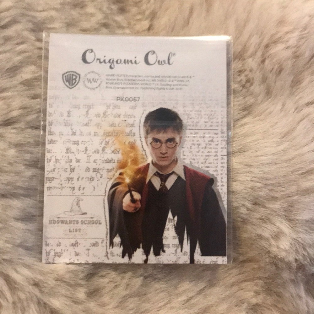 NEW Origami Owl Harry Potter plate - Picture 3 of 3